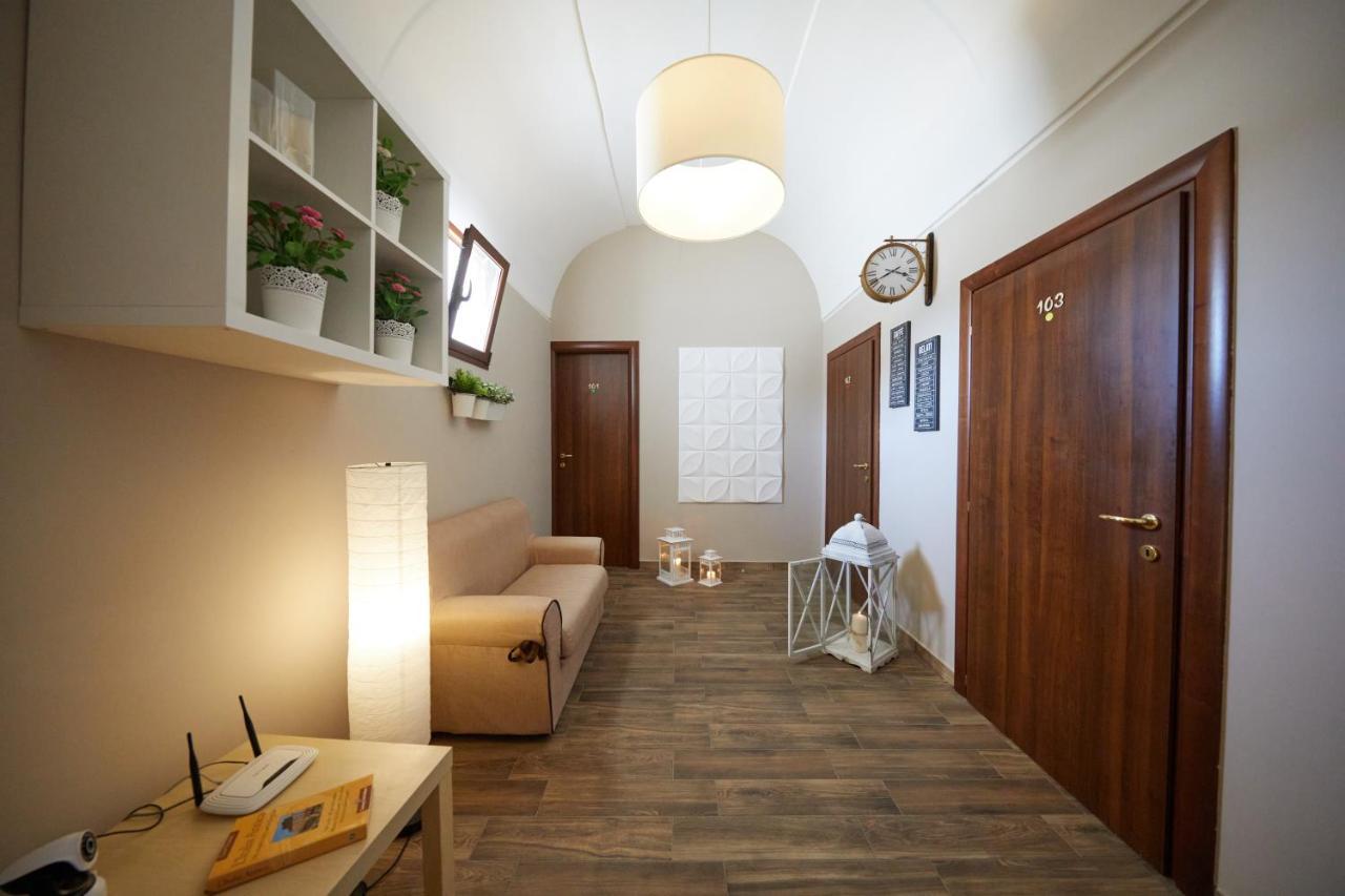 Le Terrazze B&B Pulsano Exteriör bild