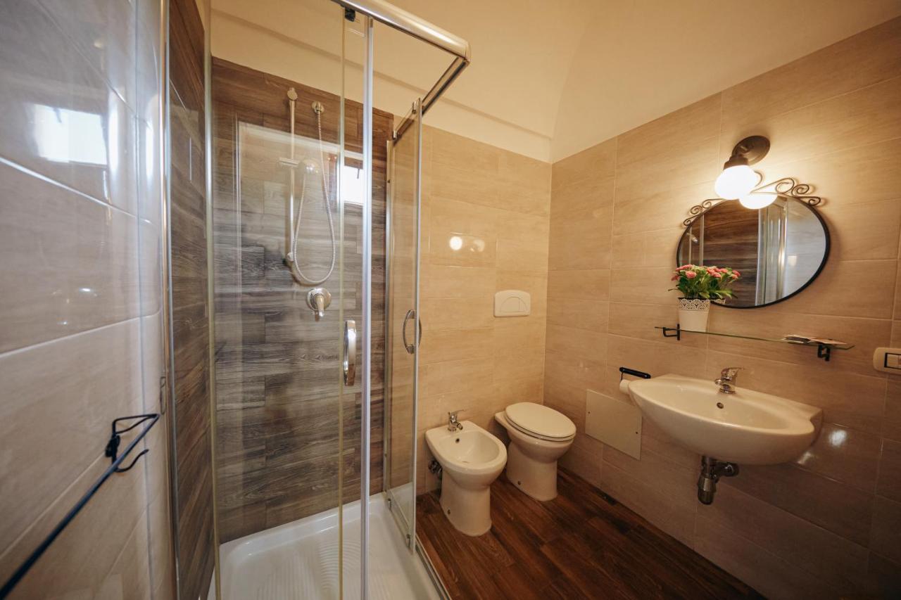 Le Terrazze B&B Pulsano Exteriör bild