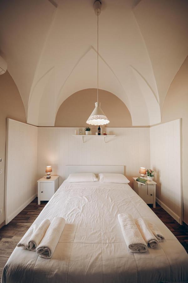 Le Terrazze B&B Pulsano Exteriör bild