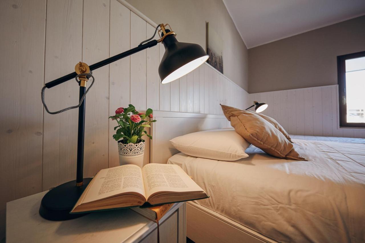 Le Terrazze B&B Pulsano Exteriör bild