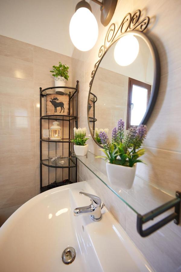 Le Terrazze B&B Pulsano Exteriör bild